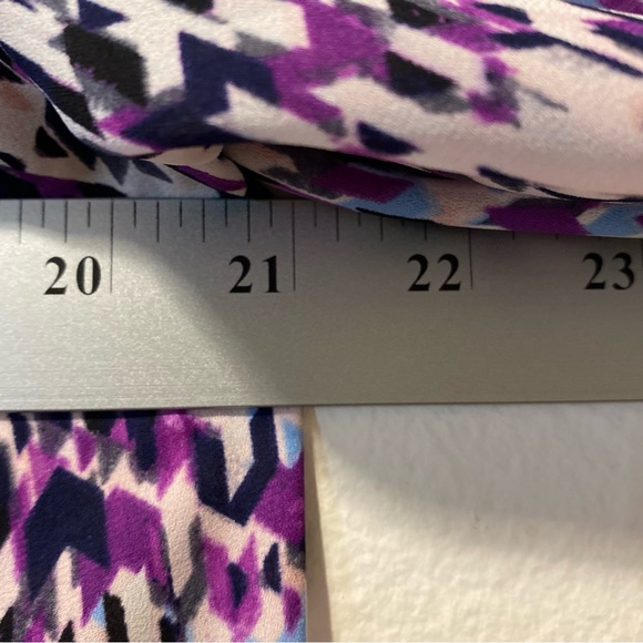 YNXDJ Top Women’s Size Medium Multi Colors  Patterned LongSleeve Paisley - Picture 10 of 11